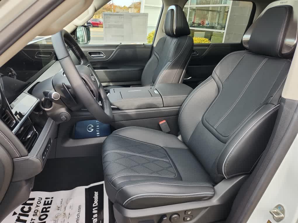 new 2025 INFINITI QX80 car, priced at $96,660