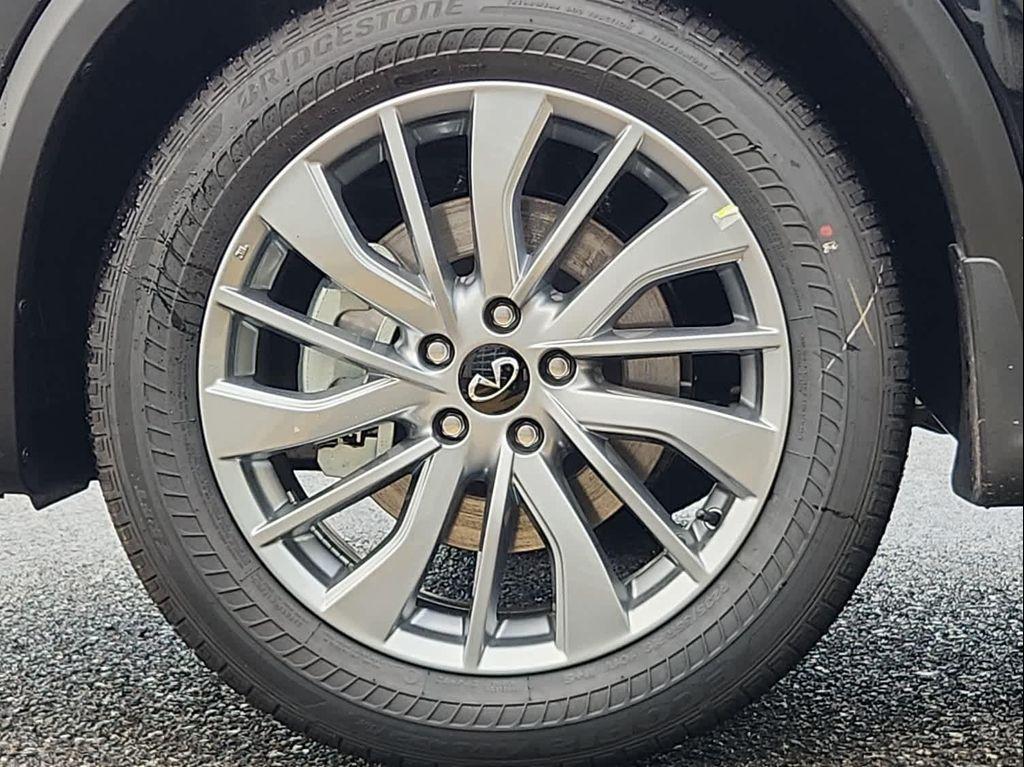new 2025 INFINITI QX50 car, priced at $47,318