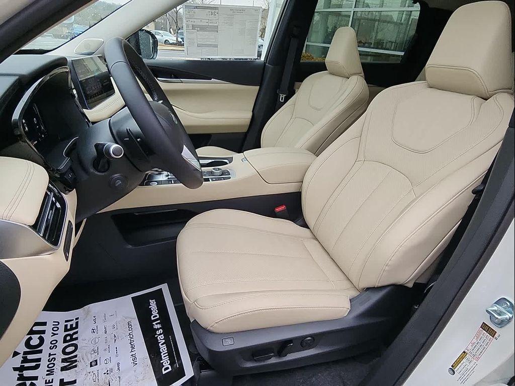 new 2025 INFINITI QX60 car, priced at $53,434