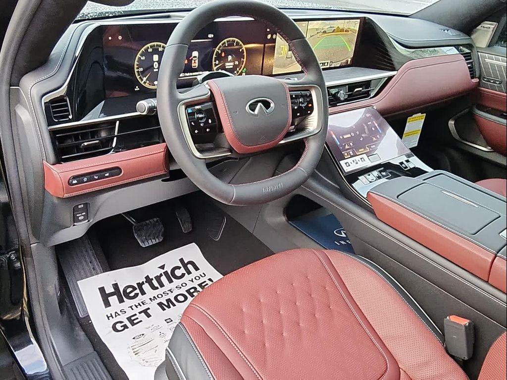 new 2025 INFINITI QX80 car, priced at $108,110