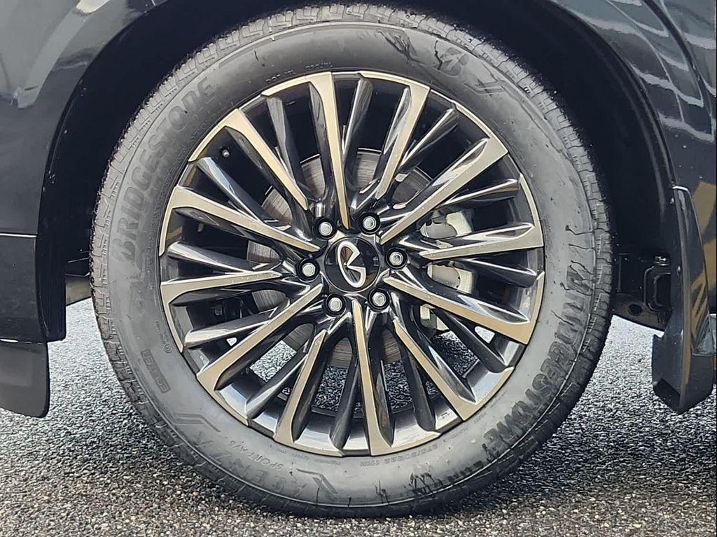 new 2025 INFINITI QX80 car, priced at $108,110
