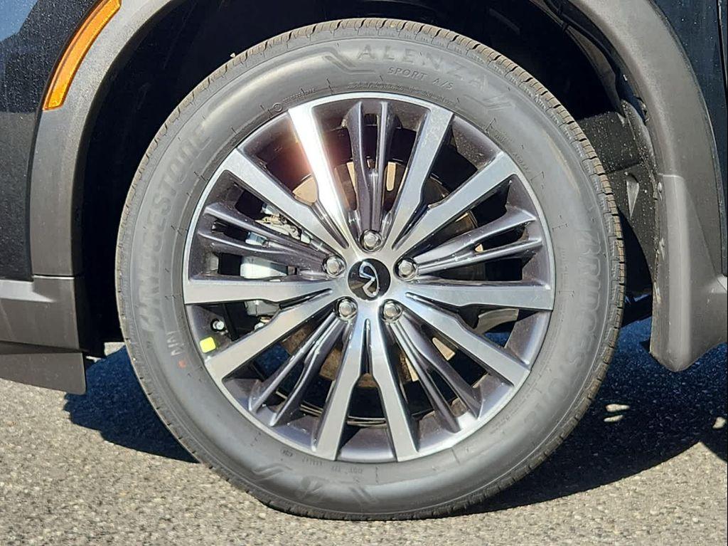new 2025 INFINITI QX60 car, priced at $67,039