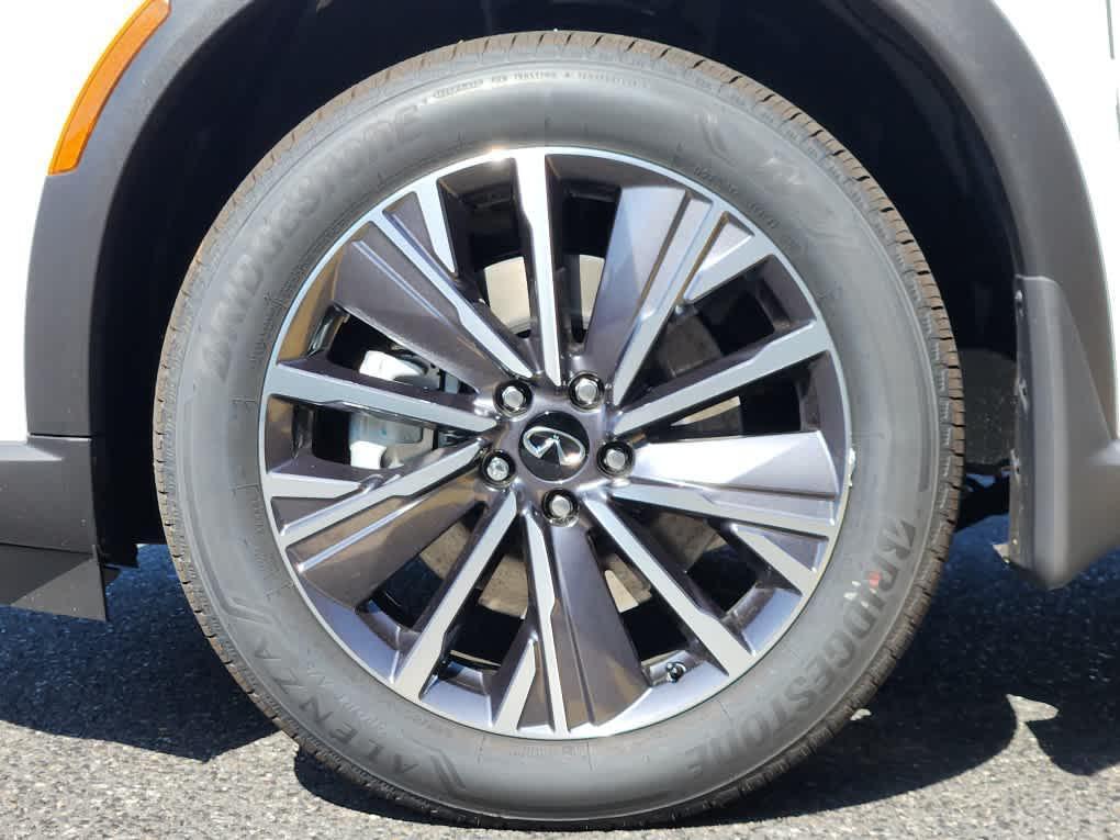 new 2026 INFINITI QX60 car, priced at $62,955