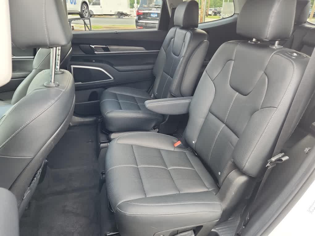 used 2022 Kia Telluride car, priced at $33,998