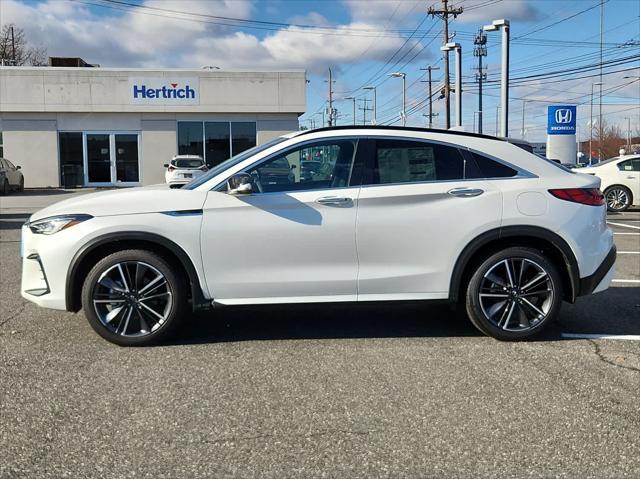 new 2025 INFINITI QX55 car, priced at $53,075