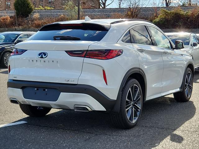 new 2025 INFINITI QX55 car, priced at $53,075