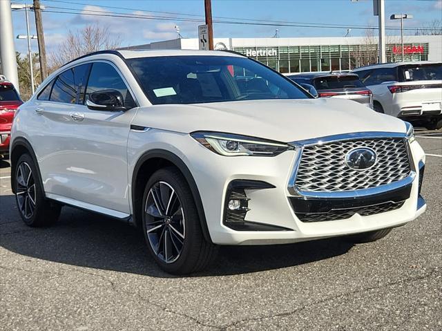 new 2025 INFINITI QX55 car, priced at $53,075