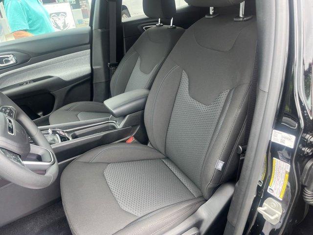 new 2024 Jeep Compass car, priced at $27,880