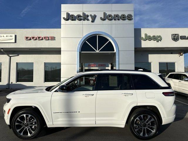 used 2022 Jeep Grand Cherokee car, priced at $42,975