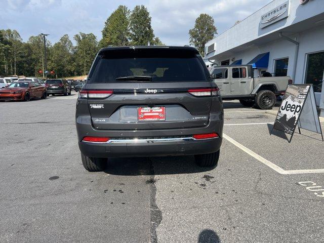 new 2025 Jeep Grand Cherokee car, priced at $49,227