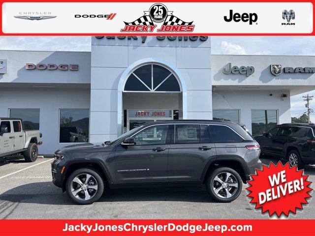 new 2025 Jeep Grand Cherokee car, priced at $49,227