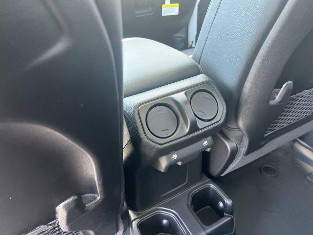 new 2025 Jeep Gladiator car, priced at $48,007