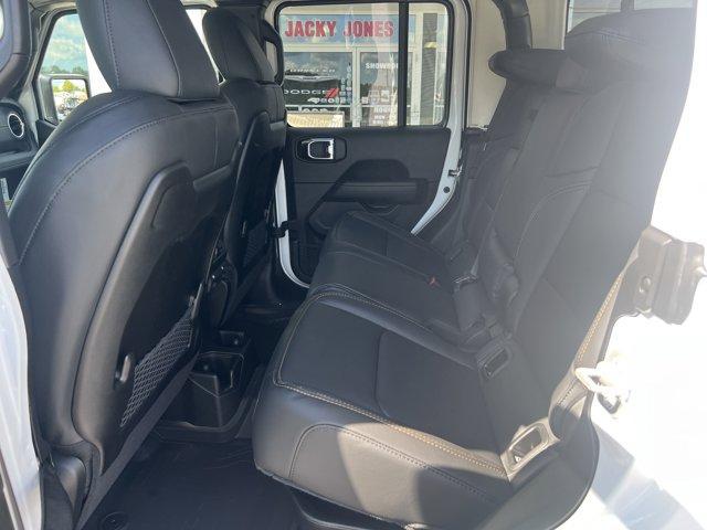 new 2025 Jeep Gladiator car, priced at $48,007