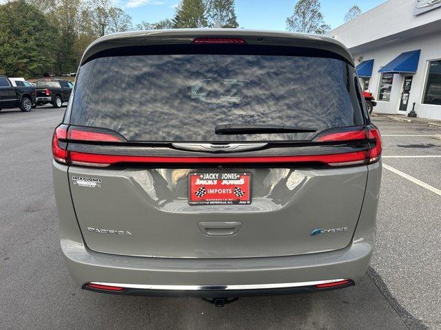 used 2022 Chrysler Pacifica Hybrid car, priced at $30,995