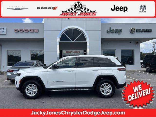 used 2023 Jeep Grand Cherokee car, priced at $32,900