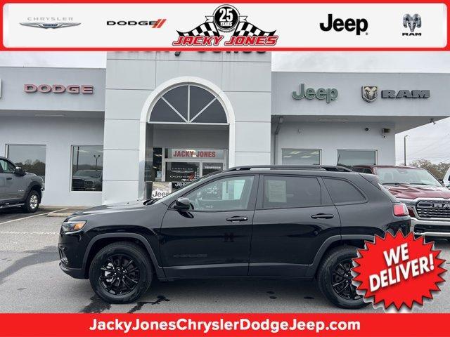 used 2023 Jeep Cherokee car, priced at $24,900
