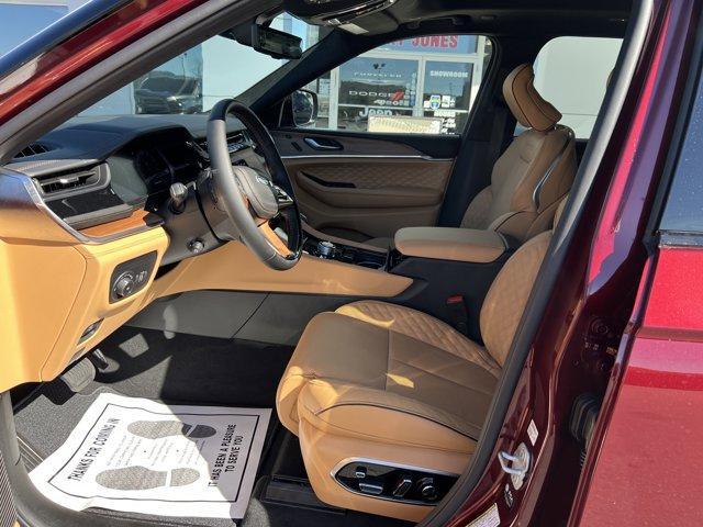 new 2025 Jeep Grand Cherokee car, priced at $66,858