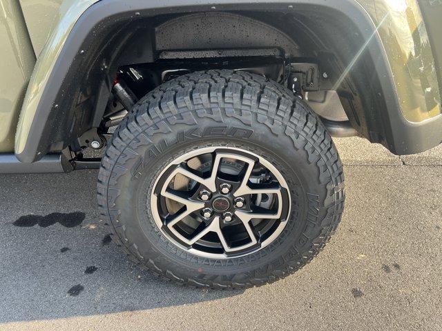 new 2025 Jeep Gladiator car, priced at $59,212