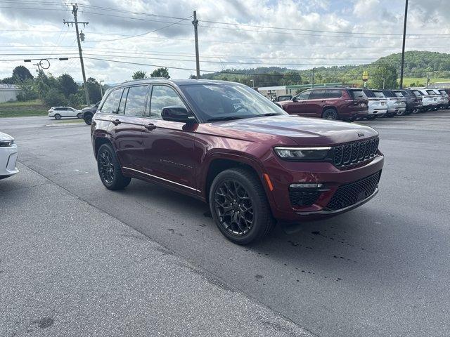 new 2025 Jeep Grand Cherokee car, priced at $62,395