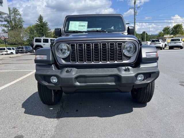 new 2025 Jeep Wrangler car, priced at $41,068