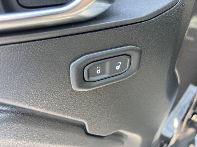 new 2025 Jeep Wrangler car, priced at $41,068