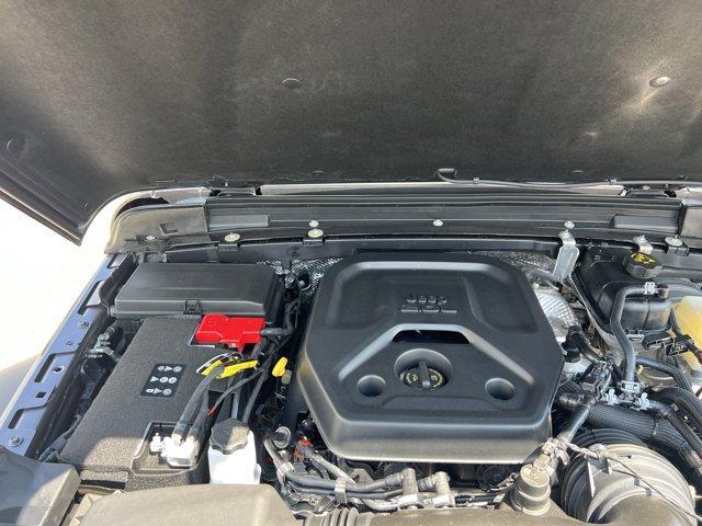 new 2025 Jeep Wrangler car, priced at $41,068