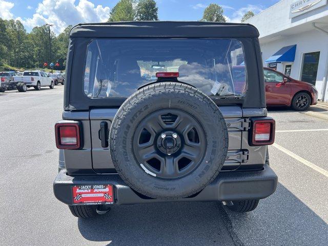 new 2025 Jeep Wrangler car, priced at $41,068