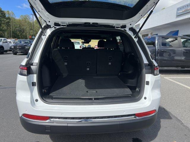 new 2025 Jeep Grand Cherokee car, priced at $41,251