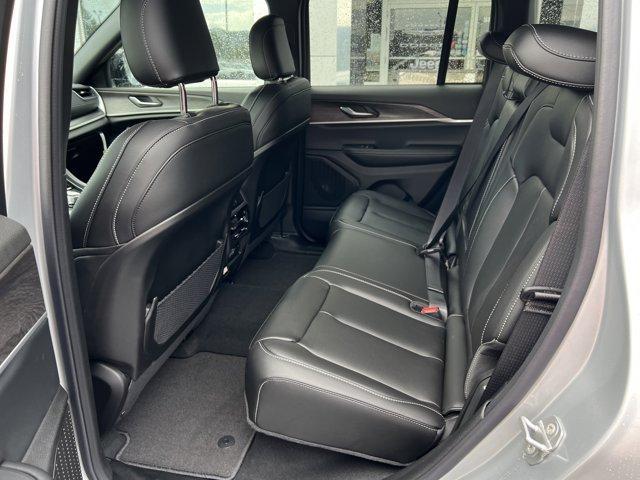 new 2025 Jeep Grand Cherokee car, priced at $49,317