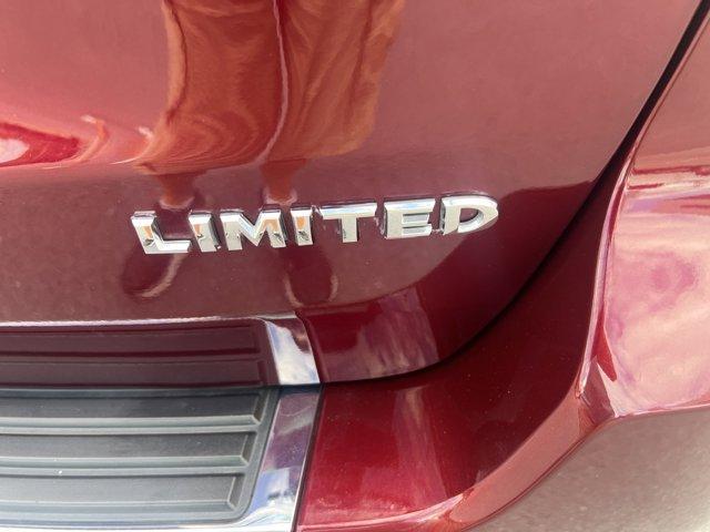 used 2018 Jeep Grand Cherokee car, priced at $25,900
