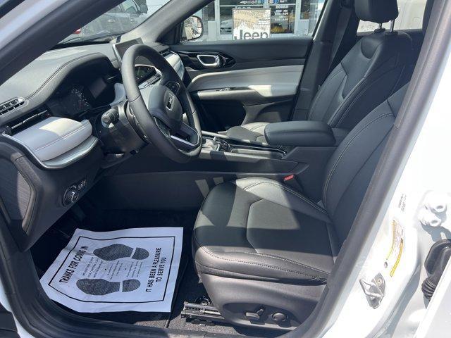 new 2025 Jeep Compass car, priced at $34,192