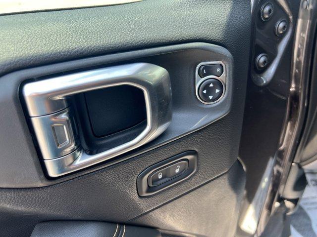 new 2025 Jeep Wrangler car, priced at $59,573