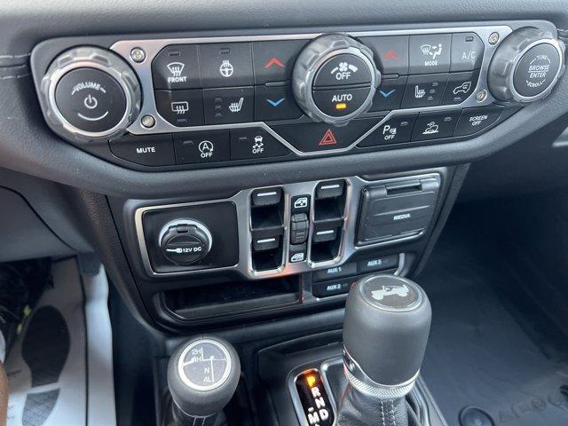 new 2025 Jeep Wrangler car, priced at $59,573
