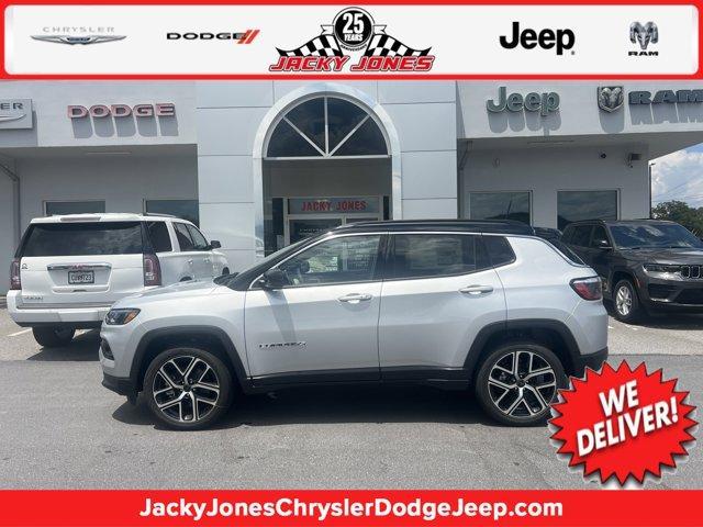 new 2025 Jeep Compass car, priced at $34,740
