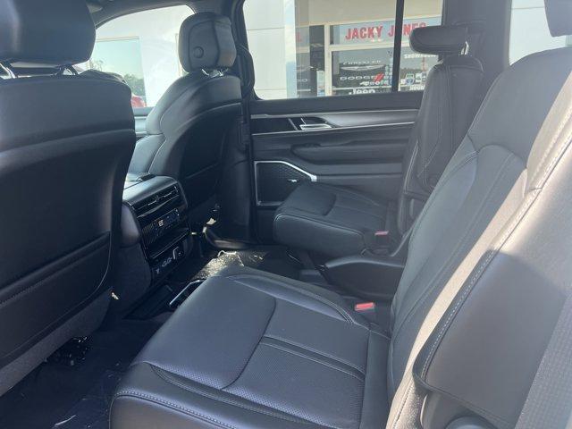 new 2025 Jeep Wagoneer car, priced at $70,383