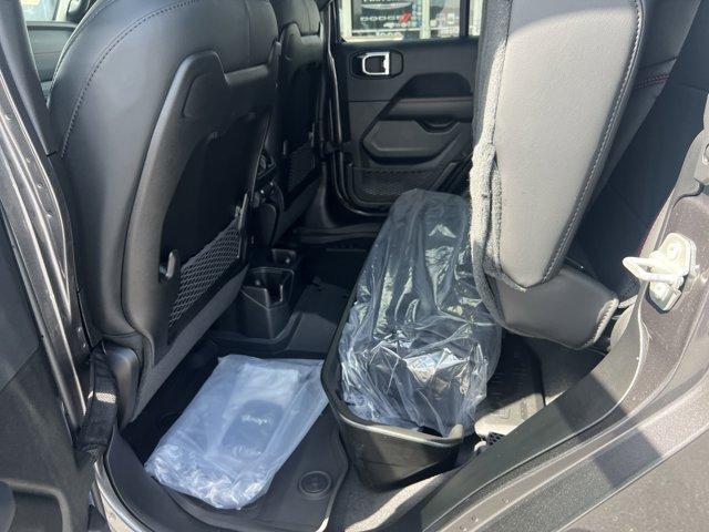 new 2025 Jeep Gladiator car, priced at $59,087