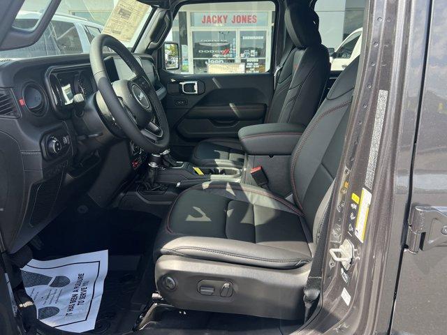 new 2025 Jeep Gladiator car, priced at $59,087