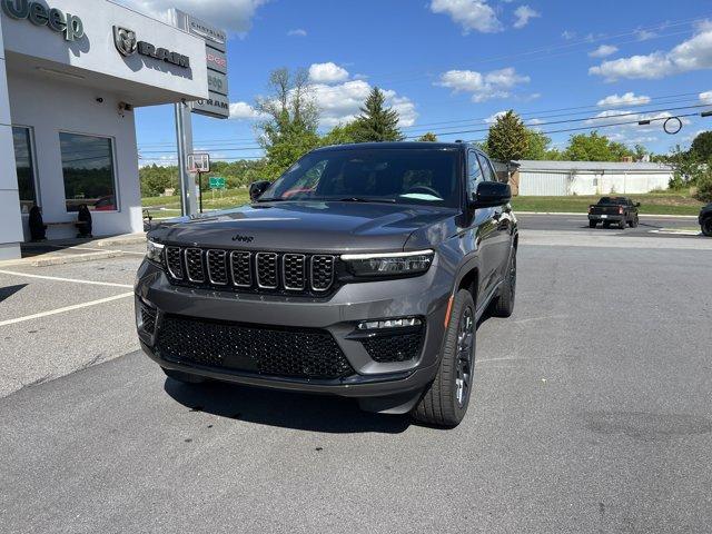 new 2025 Jeep Grand Cherokee car, priced at $62,395