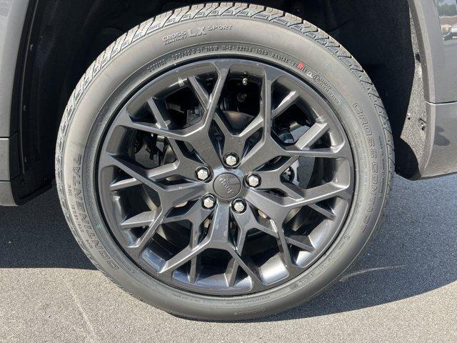new 2025 Jeep Grand Cherokee car, priced at $62,395