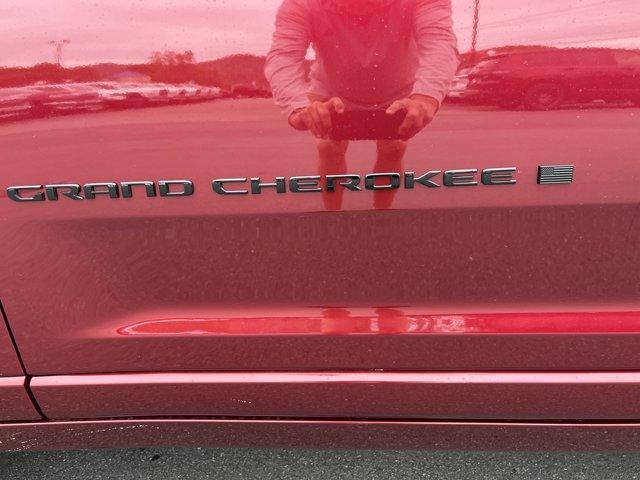 new 2025 Jeep Grand Cherokee car, priced at $62,395