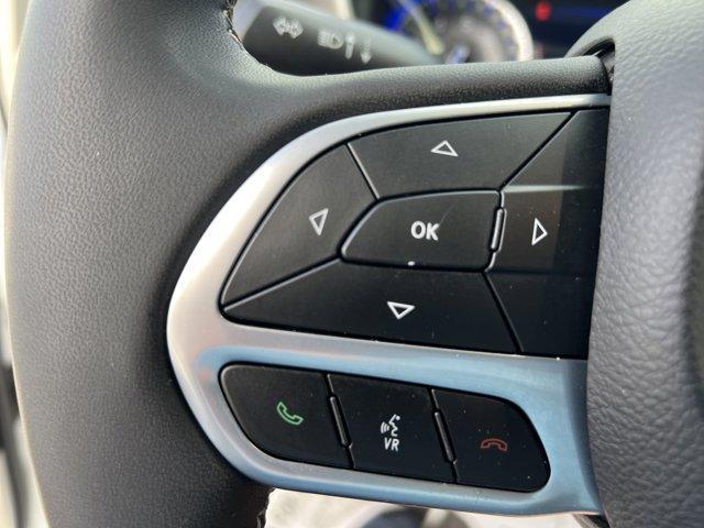 used 2023 Chrysler Pacifica car, priced at $25,966