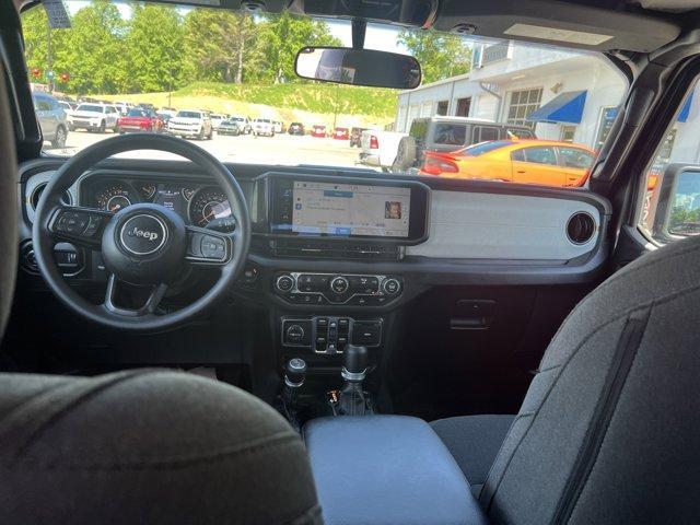 used 2024 Jeep Gladiator car, priced at $38,751