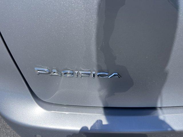 used 2021 Chrysler Pacifica car, priced at $21,900