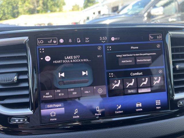 used 2021 Chrysler Pacifica car, priced at $21,900