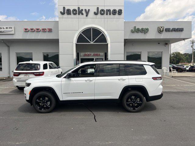 new 2024 Jeep Grand Cherokee L car, priced at $55,175