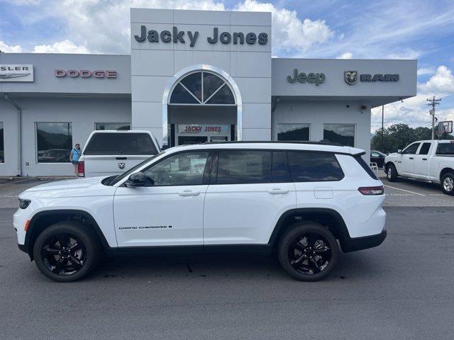 new 2024 Jeep Grand Cherokee L car, priced at $51,330