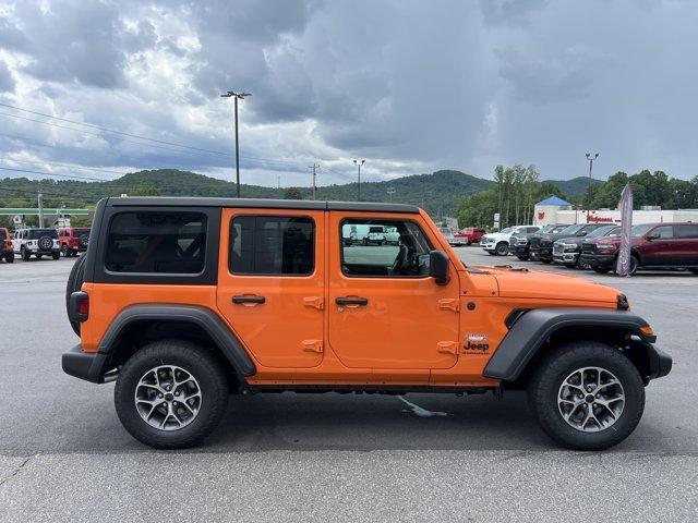 new 2025 Jeep Wrangler car, priced at $50,763