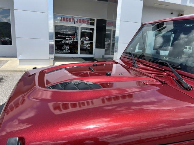 used 2012 Jeep Wrangler Unlimited car, priced at $17,900