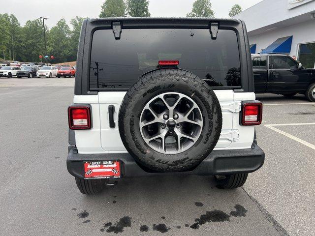 new 2025 Jeep Wrangler car, priced at $48,161
