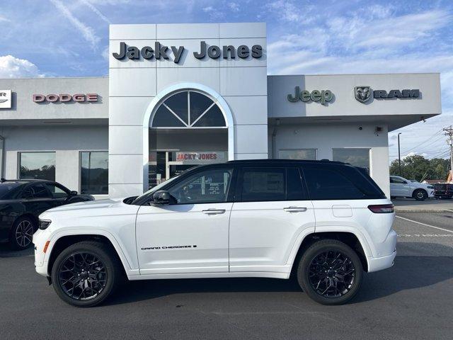 new 2025 Jeep Grand Cherokee car, priced at $62,880